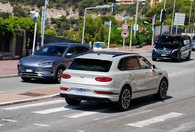 Bentley Bentayga Azure EWB