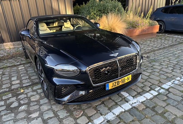 Bentley Continental GTC 2025