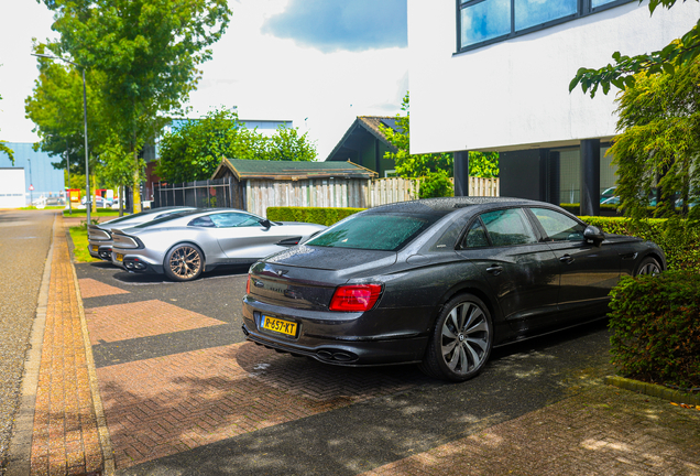 Bentley Flying Spur V8 2021 First Edition
