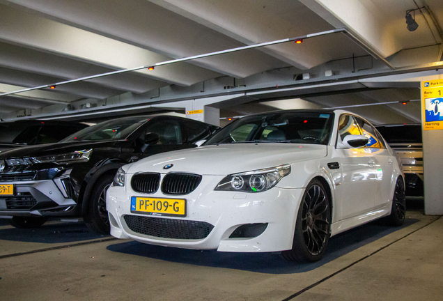 BMW M5 E60 2005