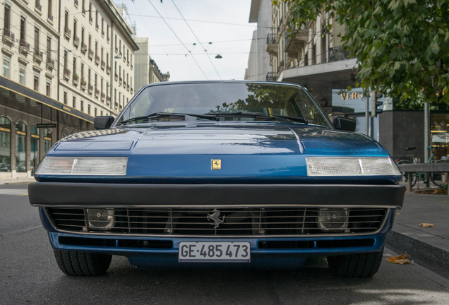 Ferrari 400i