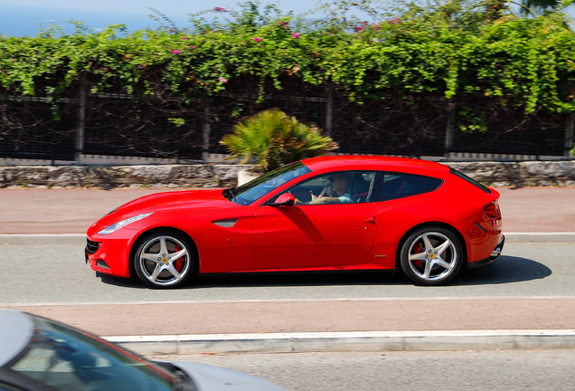 Ferrari FF