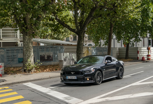 Ford Mustang GT 2015