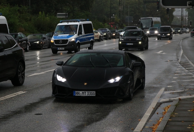Lamborghini Huracán LP640-4 EVO