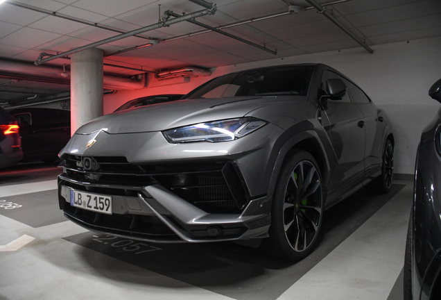 Lamborghini Urus S