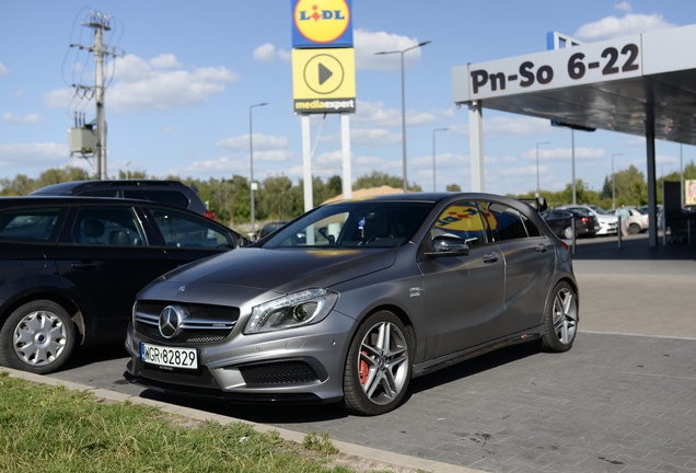 Mercedes-Benz A 45 AMG