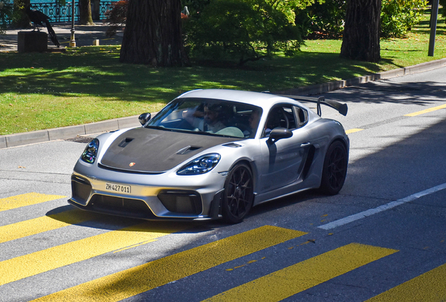 Porsche 718 Cayman GT4 RS Weissach Package