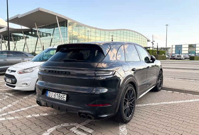 Porsche 9YA Cayenne GTS MkII