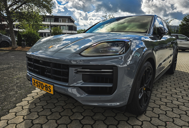 Porsche Cayenne Coupé Turbo E-Hybrid