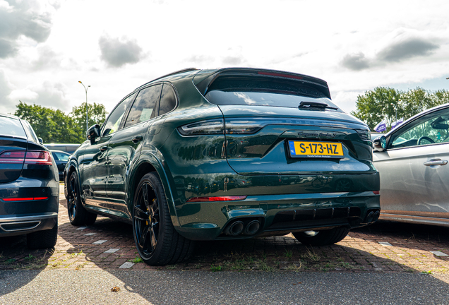 Porsche Cayenne Turbo S E-Hybrid