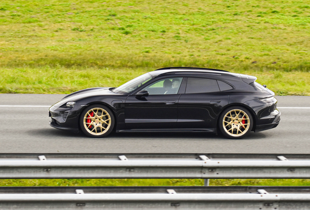 Porsche Taycan GTS Sport Turismo MkI