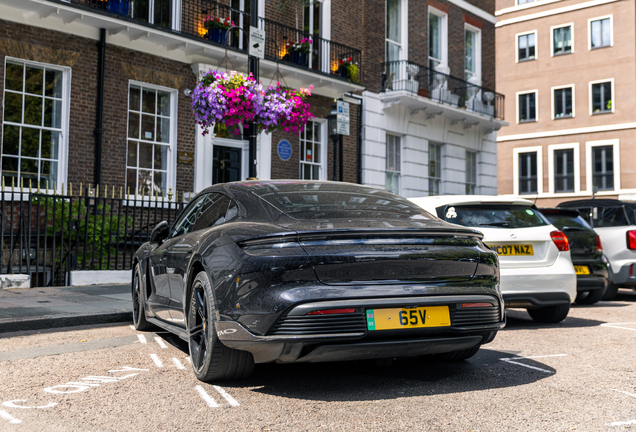Porsche Taycan Turbo S MkI