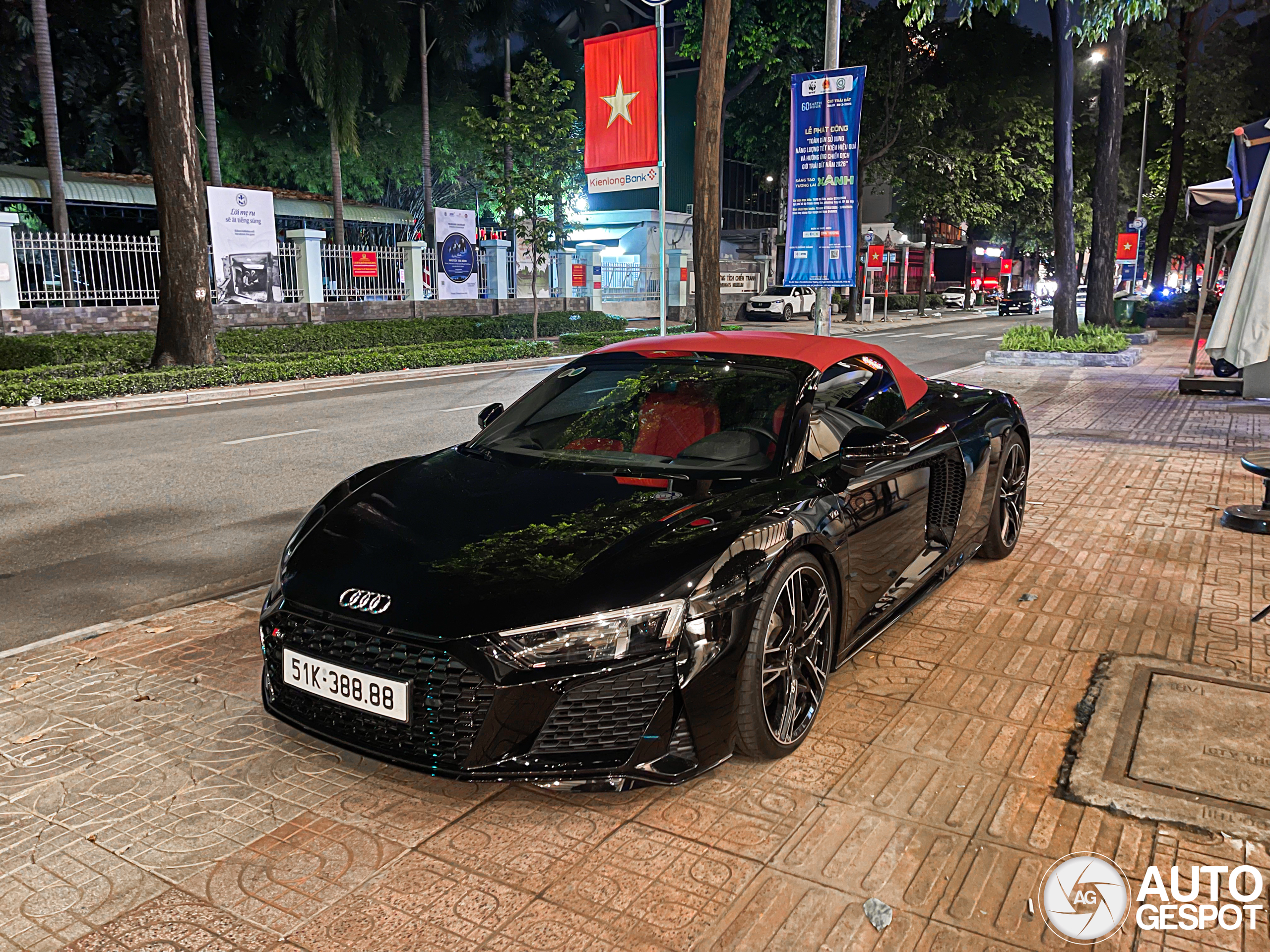 Audi R8 V10 Spyder 2019