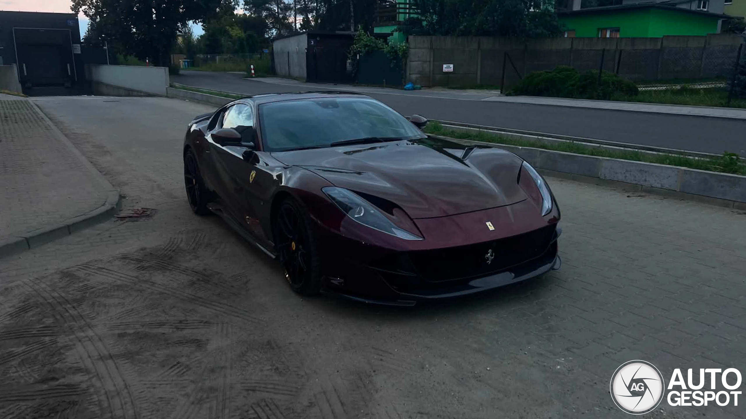 Ferrari 812 Superfast Novitec Rosso
