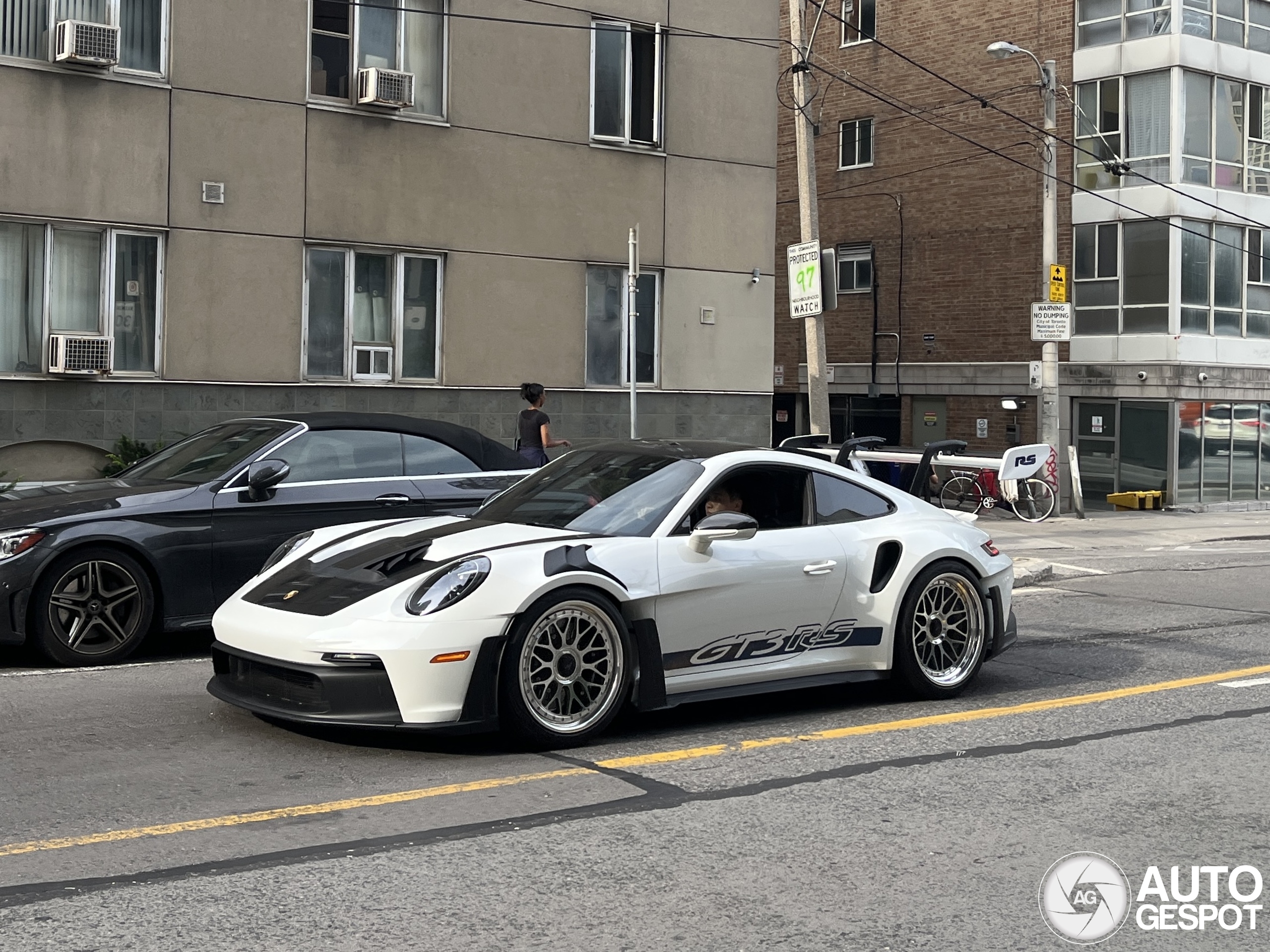 Porsche 992 GT3 RS MkI Weissach Package