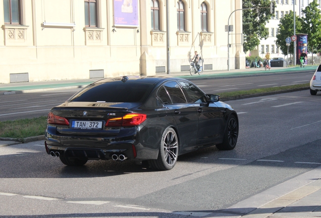 BMW M5 F90