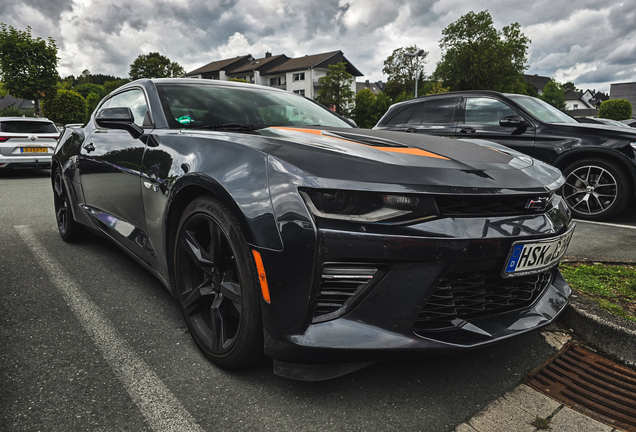 Chevrolet Camaro SS 2016 50th Anniversary