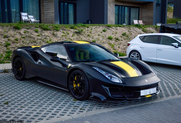Ferrari 488 Pista