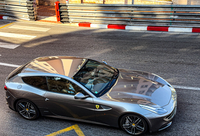 Ferrari FF