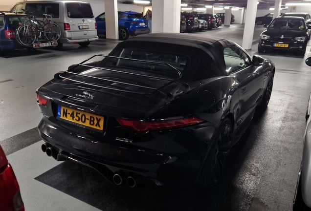 Jaguar F-TYPE R AWD Convertible