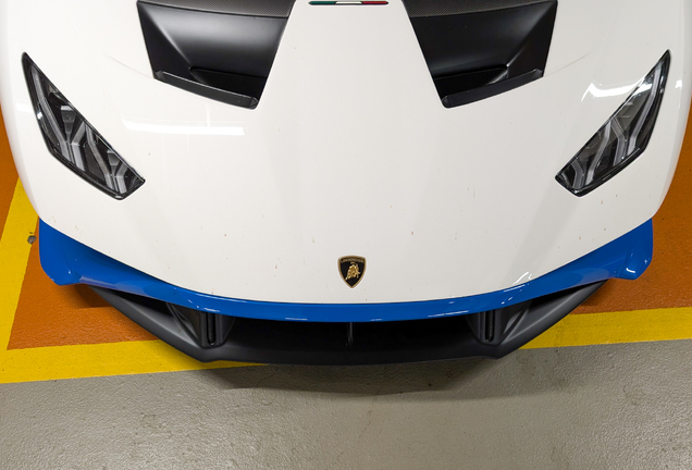 Lamborghini Huracán LP640-2 STO