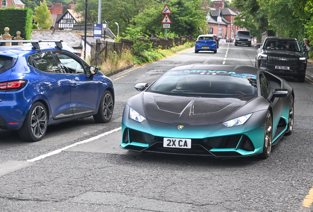 Lamborghini Huracán LP640-4 EVO