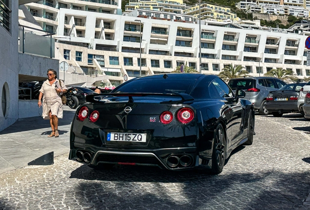 Nissan GT-R 2017