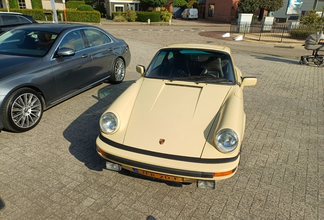 Porsche 911 SC Gr 4