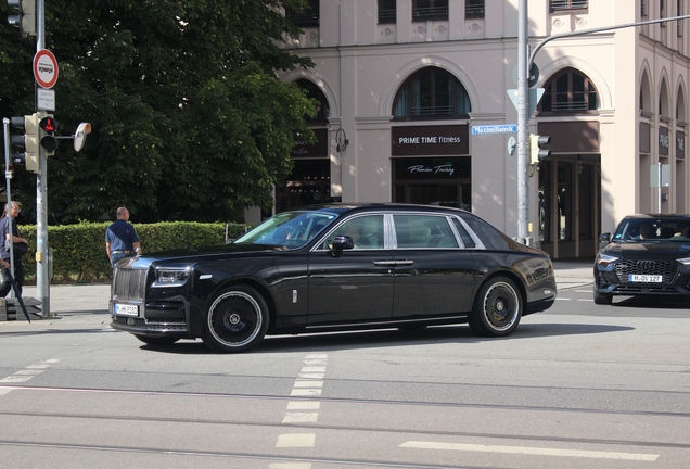 Rolls-Royce Phantom VIII EWB Series II