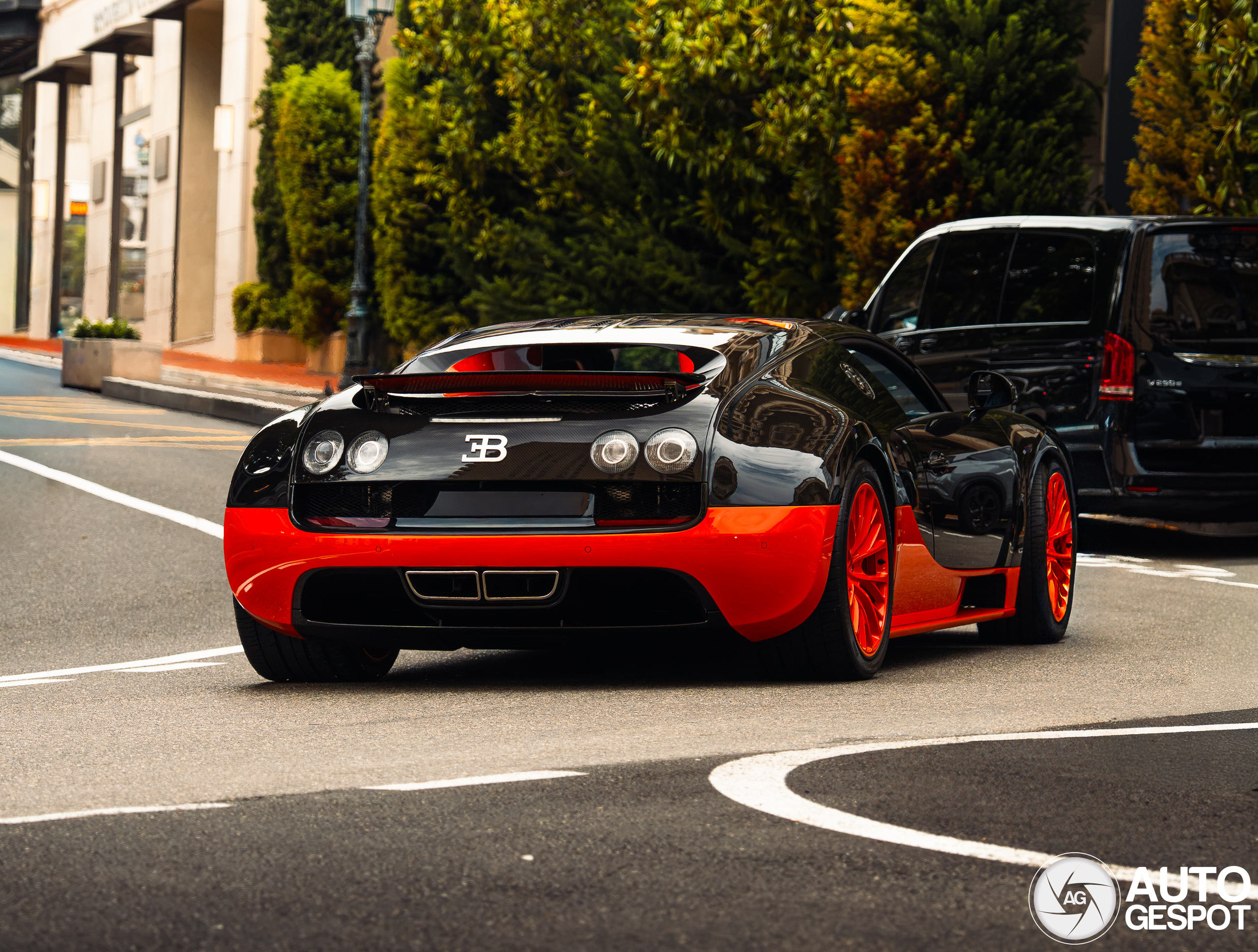 Bugatti Veyron 16.4 Super Sport World Record Edition