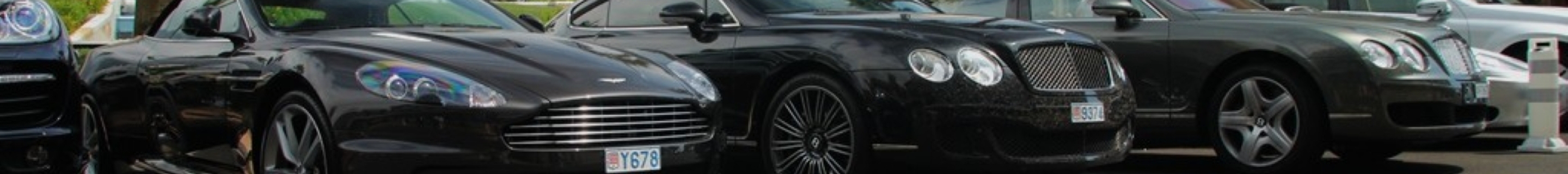 Aston Martin DBS Volante