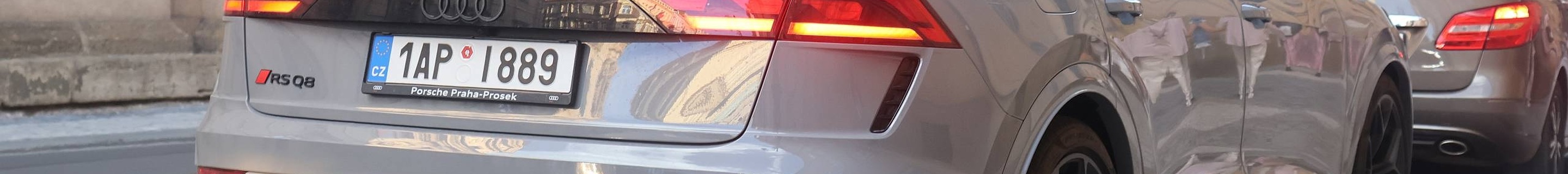 Audi RS Q8 2024