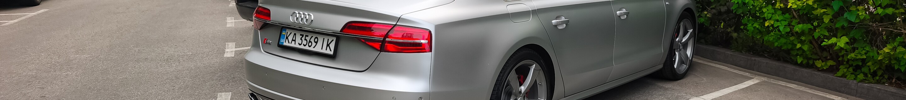 Audi S8 D4