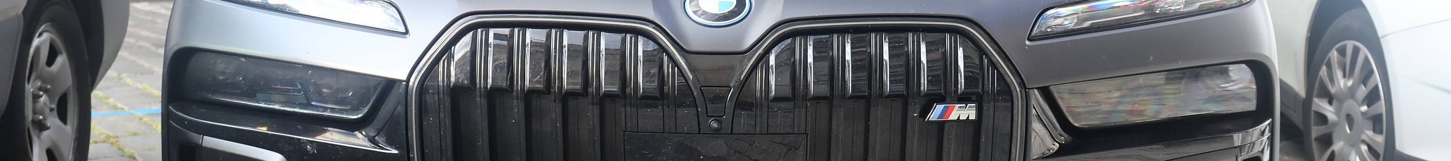 BMW M760e xDrive