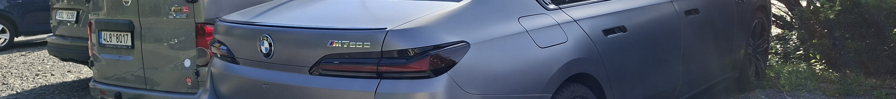 BMW M760e xDrive