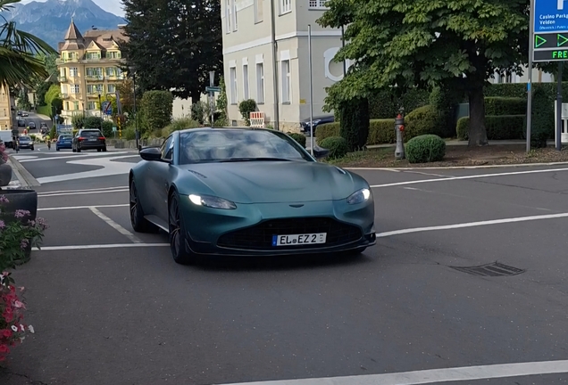 Aston Martin V8 Vantage Formula 1 Edition