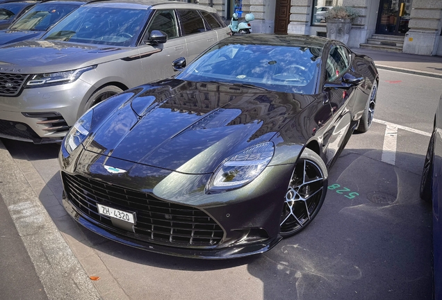 Aston Martin Vanquish 2025