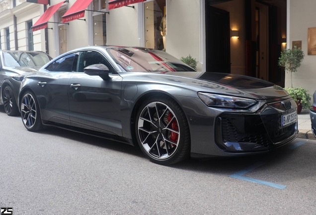 Audi RS E-Tron GT 2025