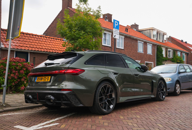 Audi RS5 Avant B10