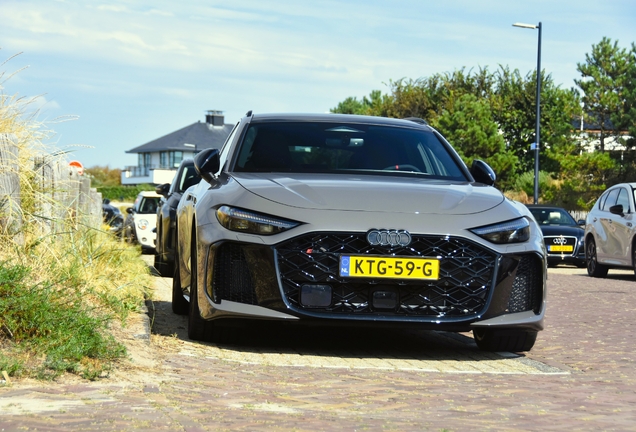Audi RS5 Avant B10