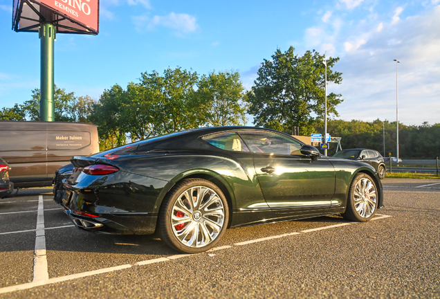 Bentley Continental GT Mulliner 2025