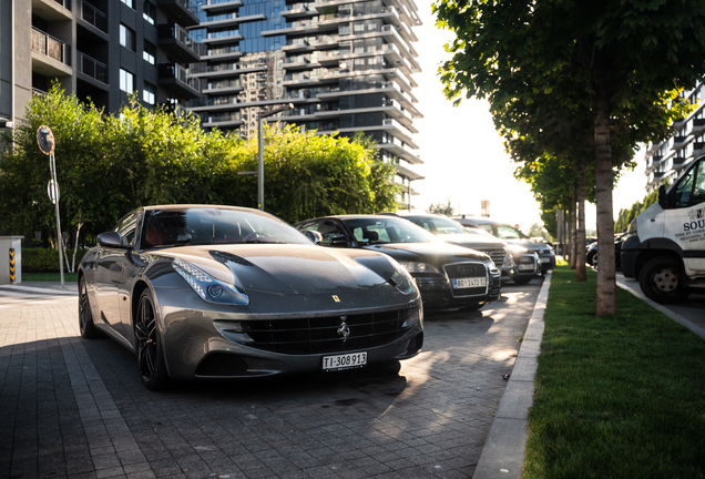 Ferrari FF
