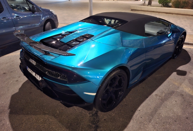 Lamborghini Huracán LP640-4 EVO Spyder