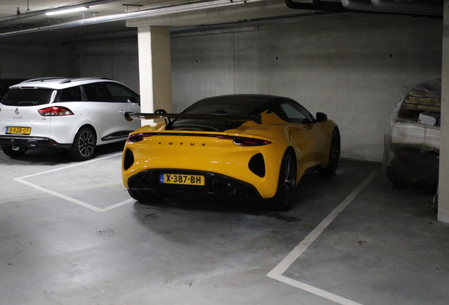 Lotus Emira