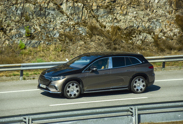 Mercedes-Maybach EQS 680 X296