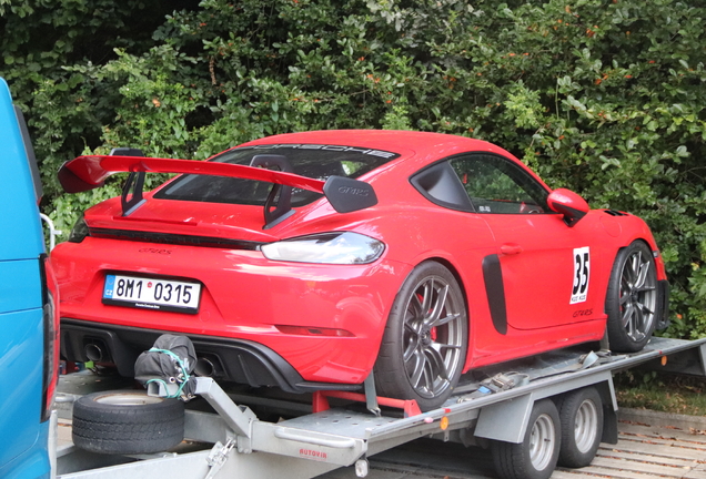 Porsche 718 Cayman GT4 RS Weissach Package