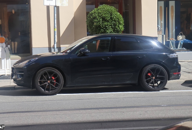Porsche 95B Macan GTS MkIII