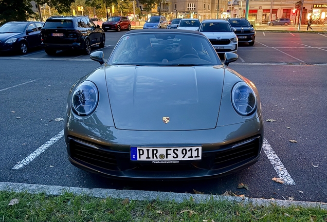 Porsche 992 Carrera 4S Cabriolet MkI