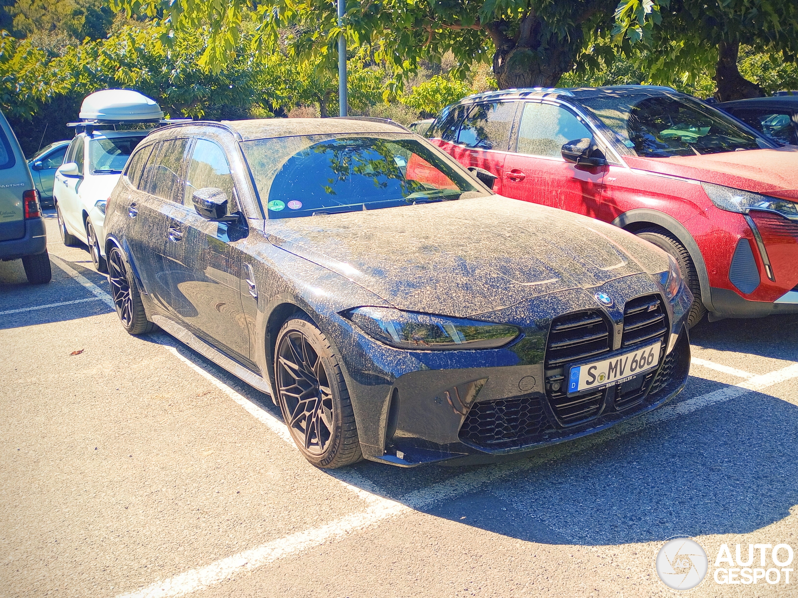 Deze M3 Touring kan wel een wasbeurt gebruiken