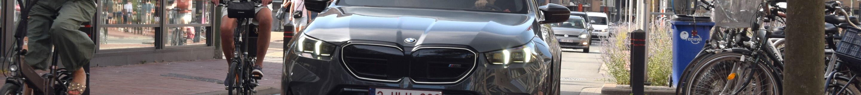 BMW M5 G90